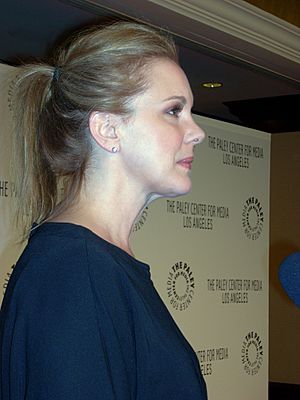 Elizabeth Perkins 2008.jpg