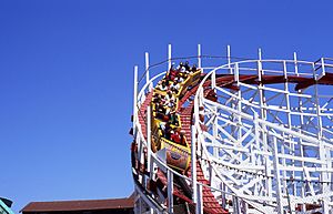 Giant Dipper yellow train