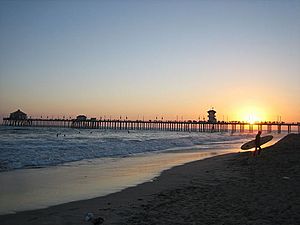 Huntington Pier silhouette