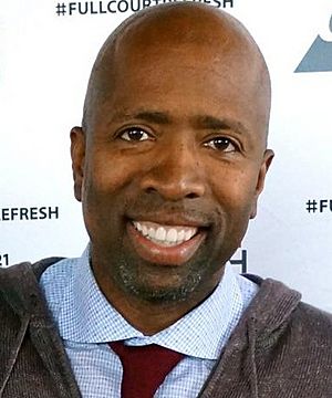 Kenny Smith crop (cropped).jpg