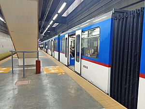 MRT3 Buendia RT8D5M 2022-04-09