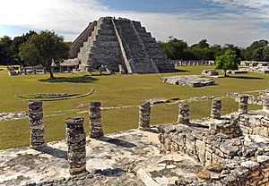 Mayapan '2010 - 31.JPG