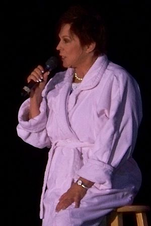 Vicki Lawrence (cropped).jpg