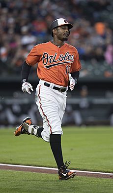 Adam Jones (34458825786)