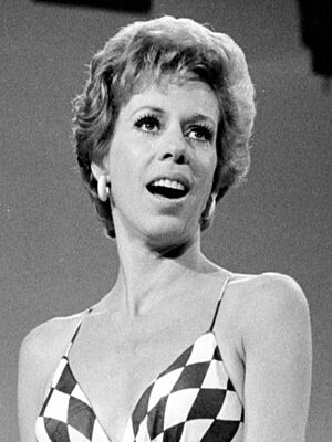 Carol Burnett 1973 (cropped).JPG