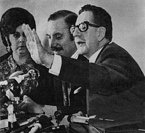 Salvador Allende hablando