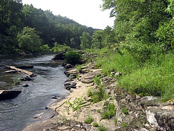 Sandstone Riverscour Cumberland Plateau.jpg