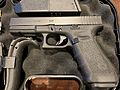 Glock 17 (9x21mm)