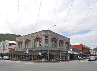 Greymouth Hannahs Buildings.JPG