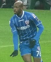 LutonShelton (cropped)