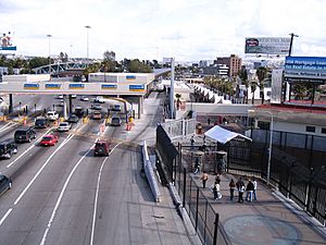 Southbound cars at san ysidro