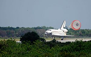 Sts124landing