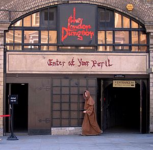 2005-07-12 - United Kingdom - England - London - The London Dungeon