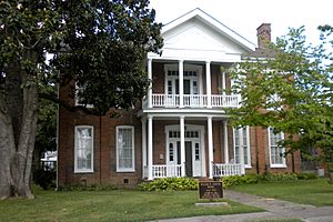 Elijah P. Curtis House in Metropolis.