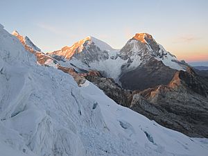 Huascaran sunrise (6020817819)