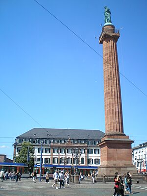 Luisenplatz-Rathaus