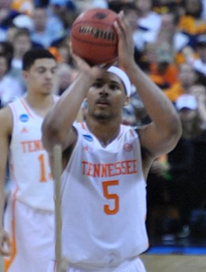 Jarnell Stokes (cropped).jpg