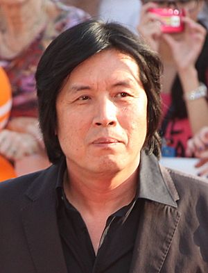 Lee Chang-dong 2010.jpg