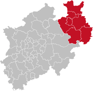 Map of North Rhine-Westphalia highlighting the  Regierungsbezirk of Detmold