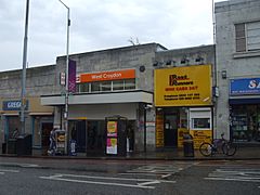 West Croydon stn entrance 2012.JPG