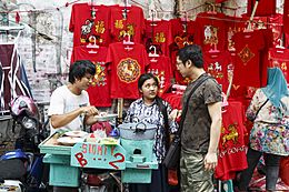 Jakarta Indonesia Hawkers-in- Glodok-01