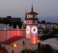 Visalia Fox Theatre at Dusk