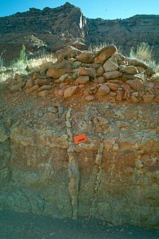 Clastic dike UT