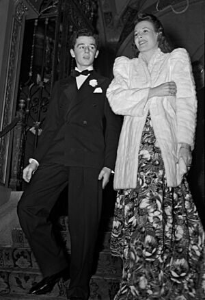 Freddie Bartholomew and Wendy Barrie at a charity ball and dinner
