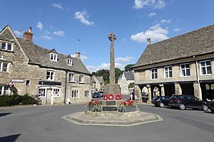 Minchinhampton War Memorial