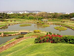 Pu La Deshpande garden 5