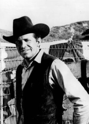 Warren Oates 1963.jpg