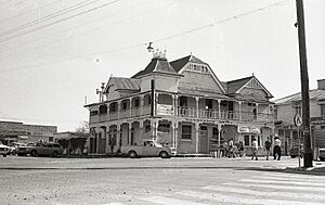 Beenleigh Hotel, Beenleigh Queensland 1975