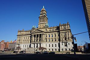 Detroit December 2019 02 (Wayne County Building).jpg