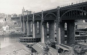 High Level bridge - geograph.org.uk - 306522