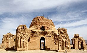 Sarvestan Palace 4