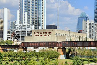 Seaholm power plant austin 2013.jpg