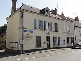 Vernie (Sarthe) mairie.jpg